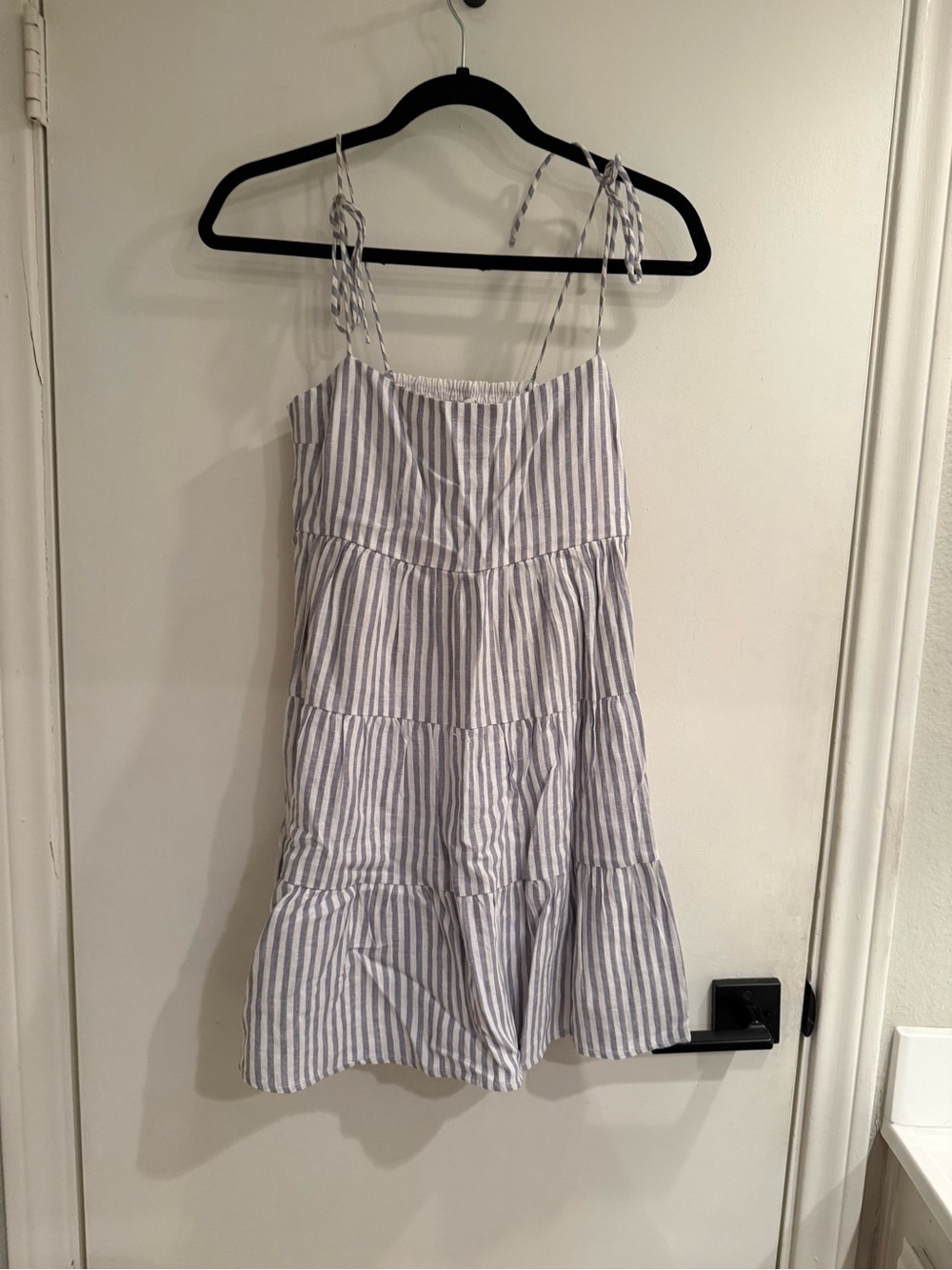 Abercrombie & Fitch Blue and White Vertical Striped Sundress